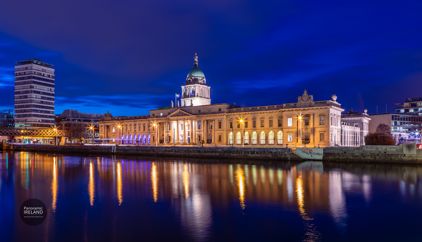 Custom House, Dublin, Ireland at night with colours of Ukraine Custom House, Dublin, Ireland at night with colours of Ukraine