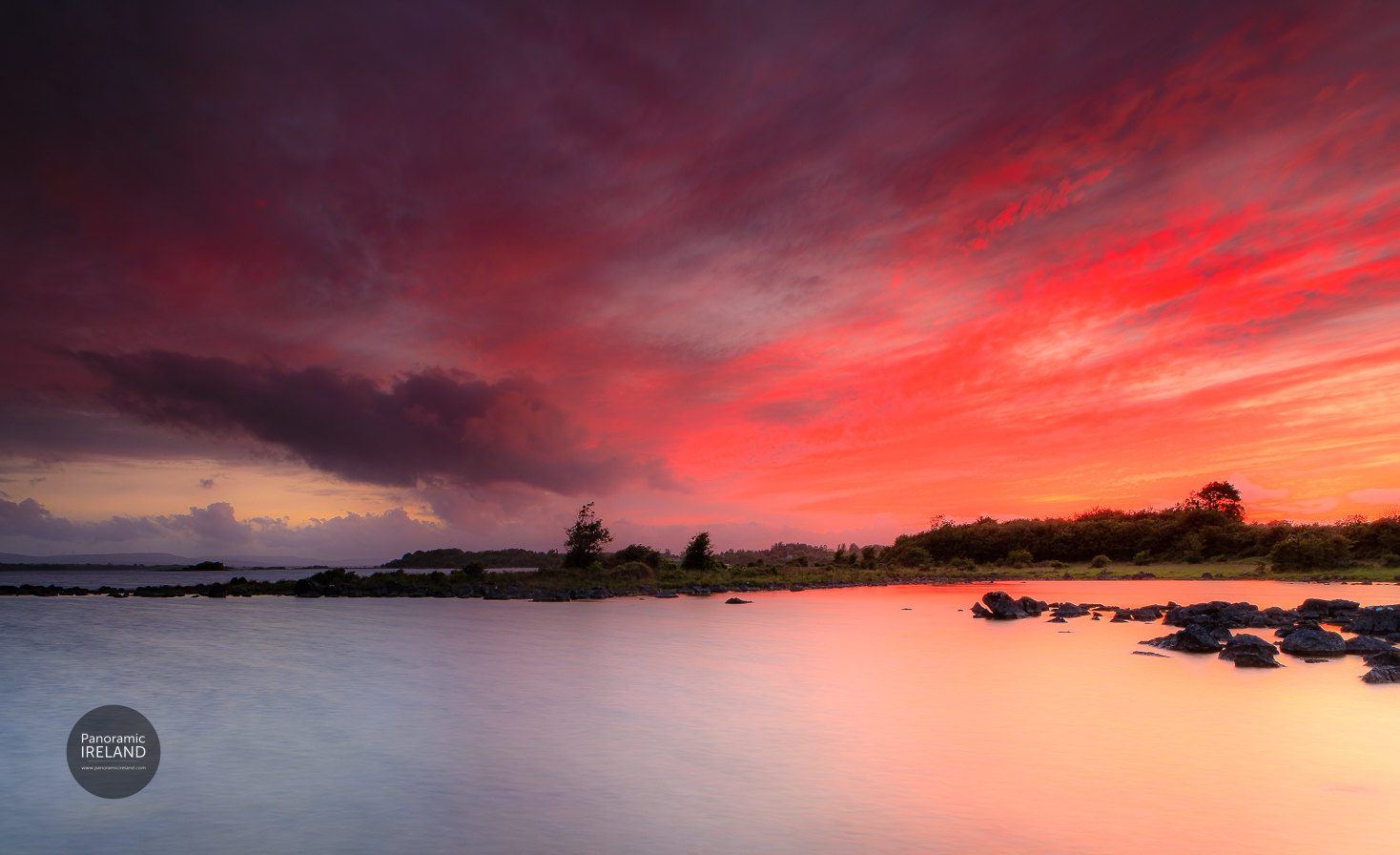 Vibrant, Intense Sunset Colours in the West of Ireland Vibrant, Intense Sunset Colours in the West of Ireland