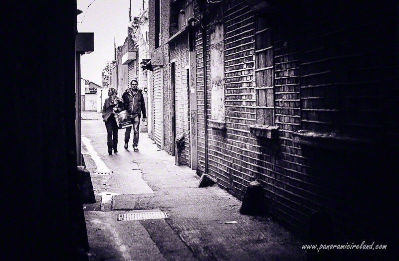 Street photography in Dublin, people in the alley