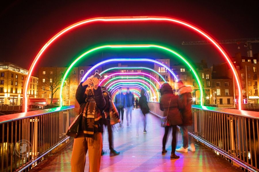 Winter Lights Dublin 2019 - Millennium Bridge