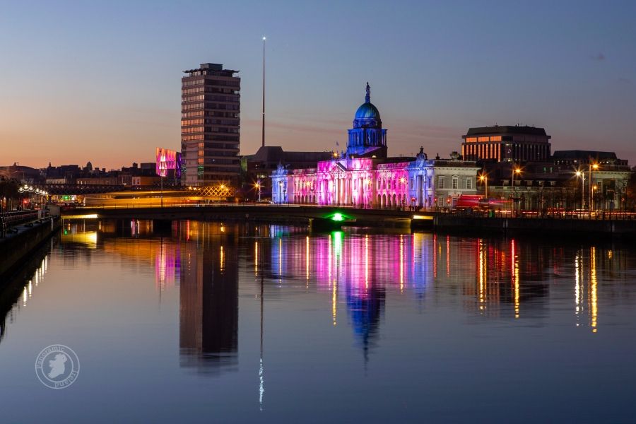 Dublin at Christmas, Winter Lights Dublin on the Custom House