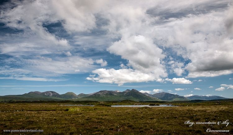 Bog, mountain and sky in Connemara