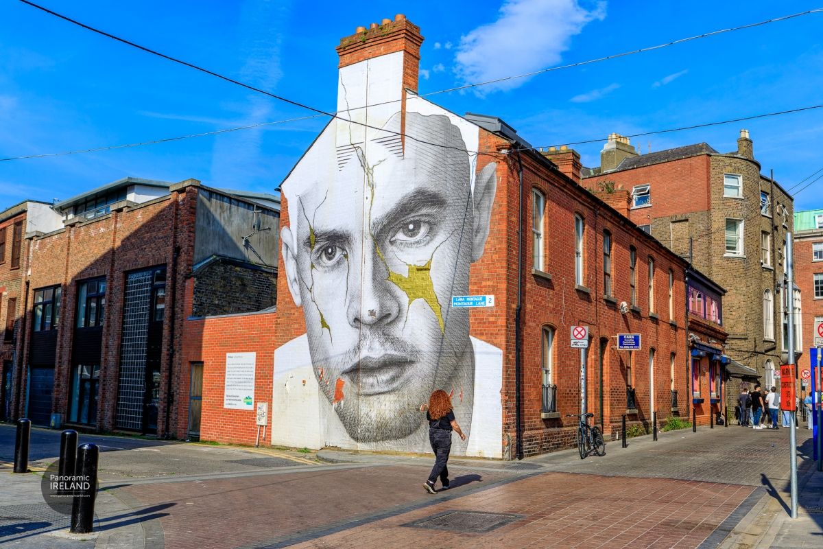Montague Lane, Dublin - Street Art by Joe Caslin for Charity Samaritans